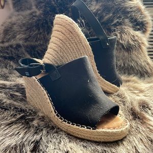 Toms Monica Slingback Wedge